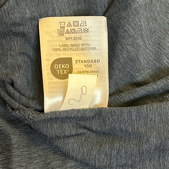 Two V-neck t-shirts women 2xlg Blue & gray Ideology - Picture 5 of 14